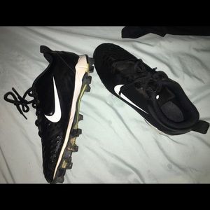 Woman’s softball cleats